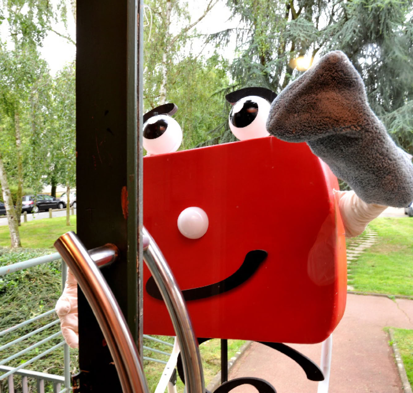 Immobilière 3F (Action logement) a utilisé une mascotte crée par le designer, plasticien DEC